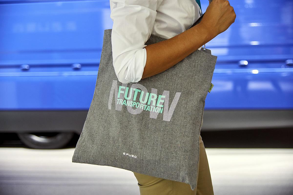 Mastering ​the Art of Subtle Branding​ Without Compromise