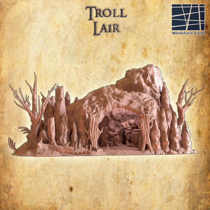 Navigating the Troll Terrain: Responding to Negativity with Grace and Smarts