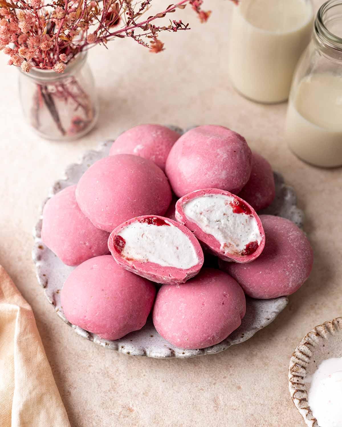 Chilling Tips: Storing and ⁢Serving​ Your Mochi‌ Ice Cream Like‌ a Pro