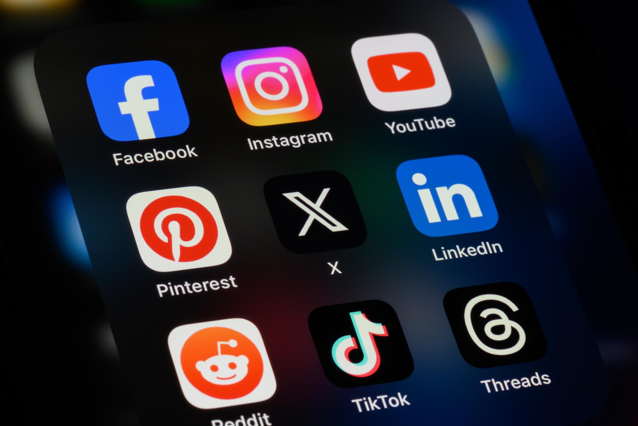 Navigating Social Media: Best Practices for Sharing Your Favorite Tunes