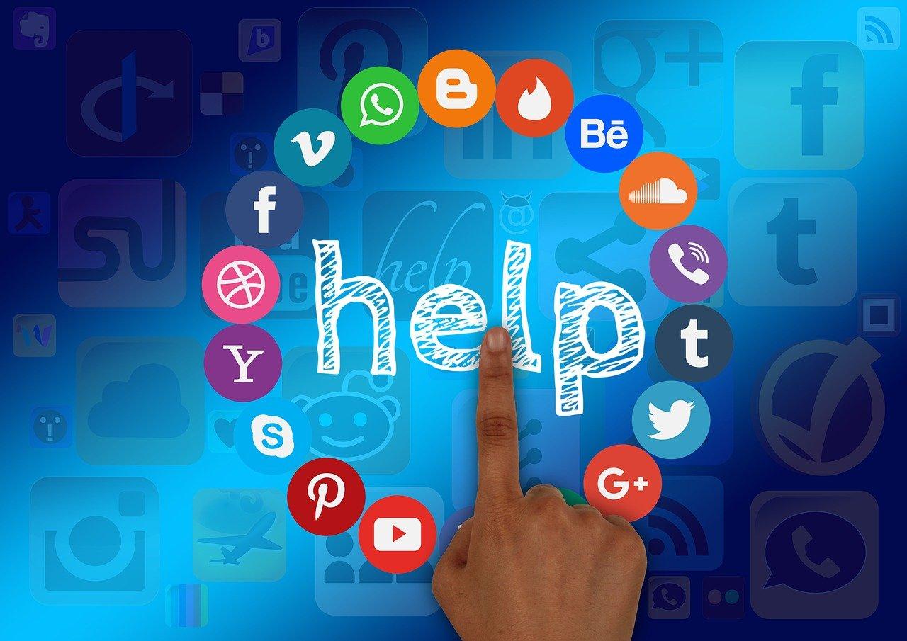 Using Social Media for Instant Help and Updates